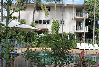 Reef & Motel 3*