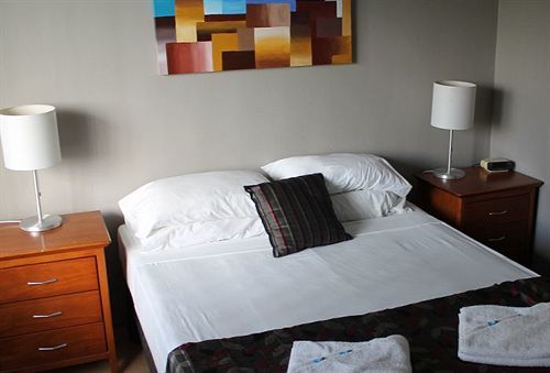 Motel Reef & Cairns