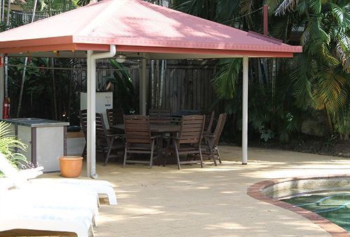 Motel Reef & Cairns